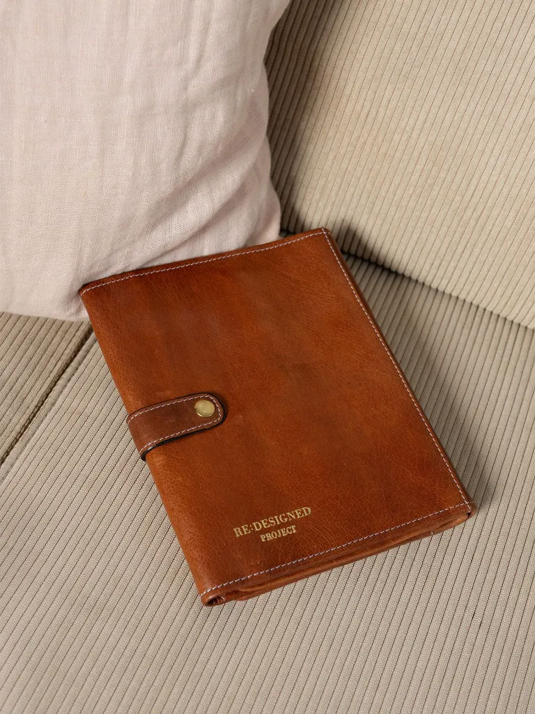 P014 - Burned Tan-Gold - Extra 2.webp