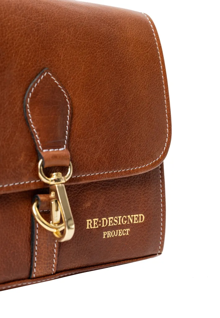 P093 - Walnut-Gold - Extra 5.webp