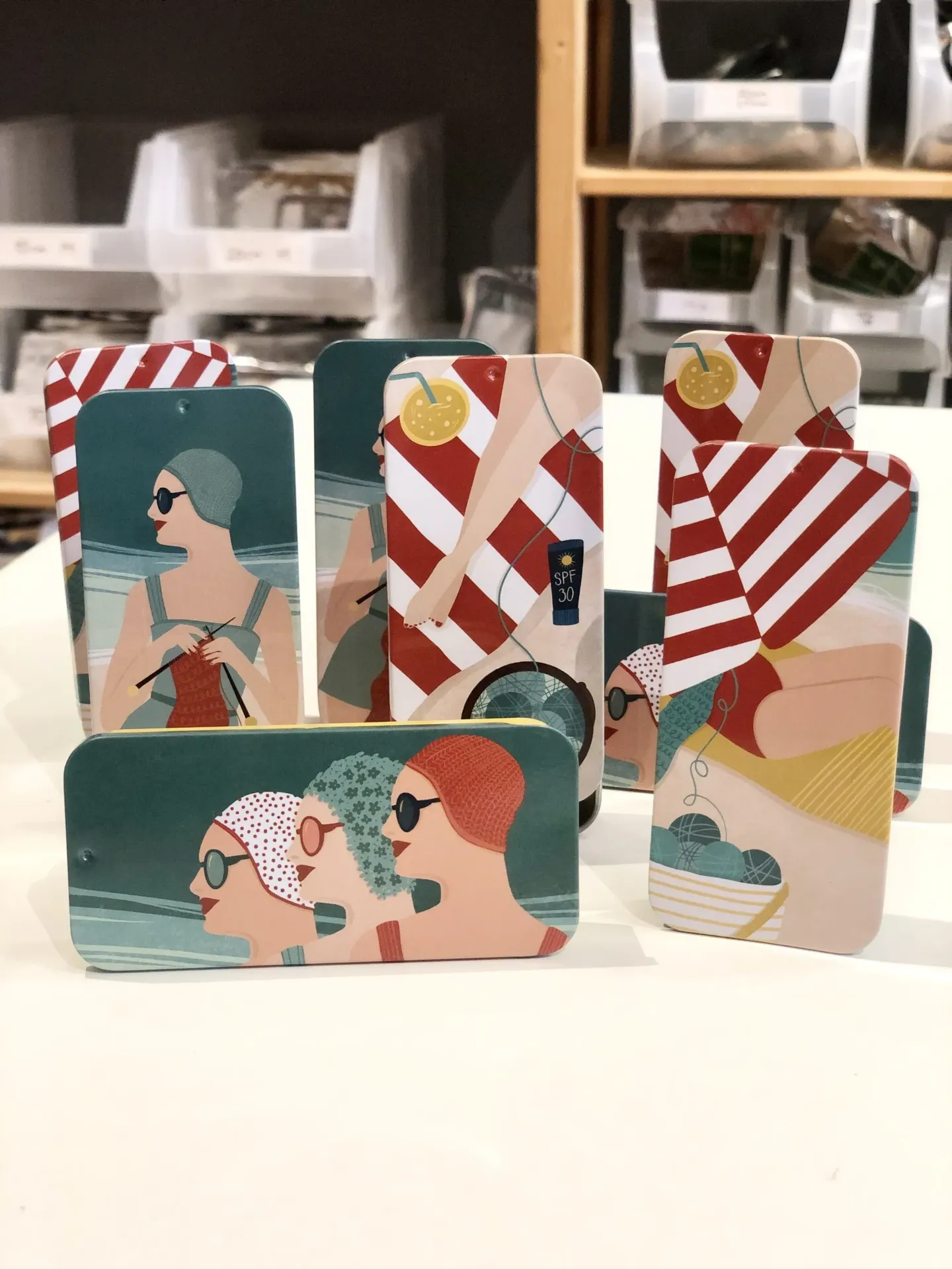 Metalæske - Badeliv